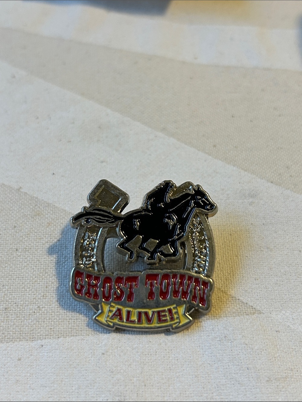 Knotts Berry Farm Ghost Town Alive! Enamel Lapel Pin — Black, Red, Yellow